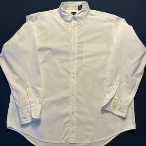 Gap White Button Down Shirt | Classic Fit Cotton | Men’s Size M